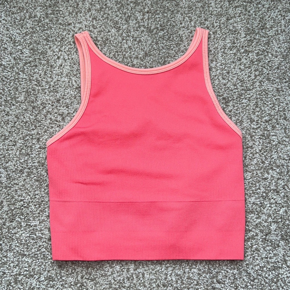 Athleta pink cropped tank top